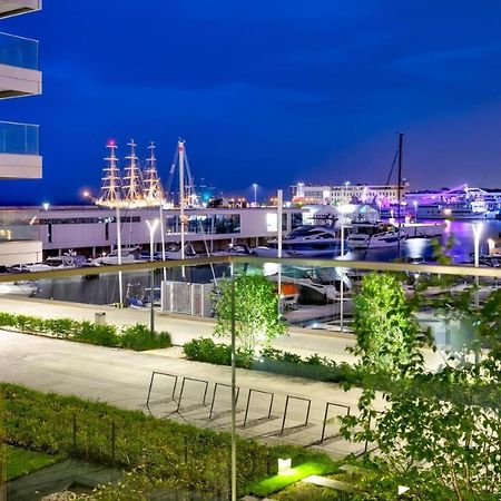 Apartament Faltom 26 Yacht Park Z Tarasem Гдыня Экстерьер фото