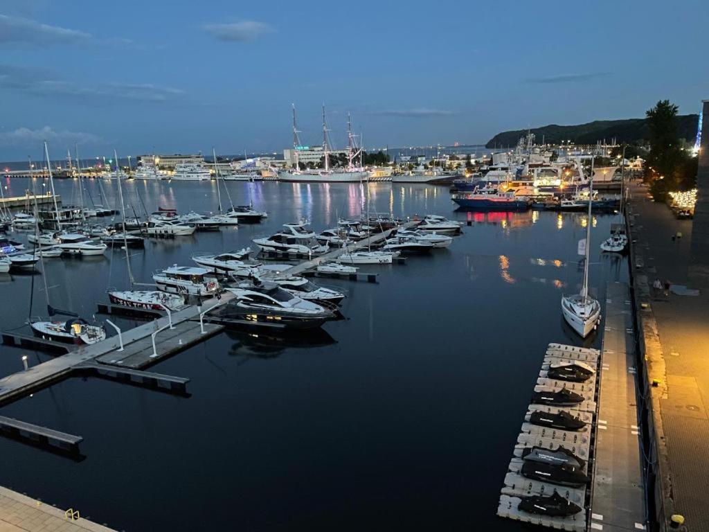 Apartament Faltom 26 Yacht Park Z Tarasem Гдыня Экстерьер фото