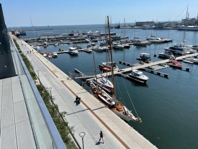 Apartament Faltom 26 Yacht Park Z Tarasem Гдыня Экстерьер фото